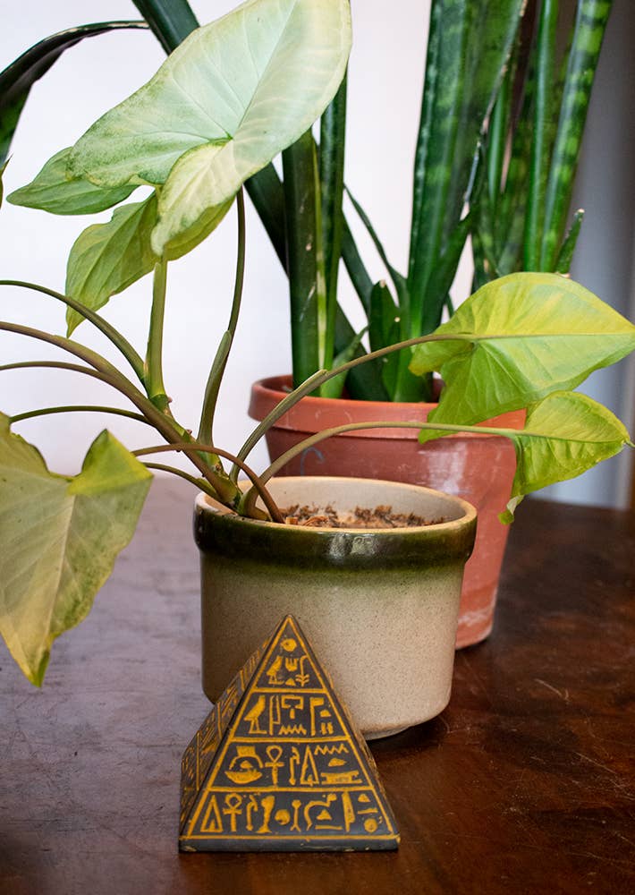 Egyptian Pyramid Statue (3.5")